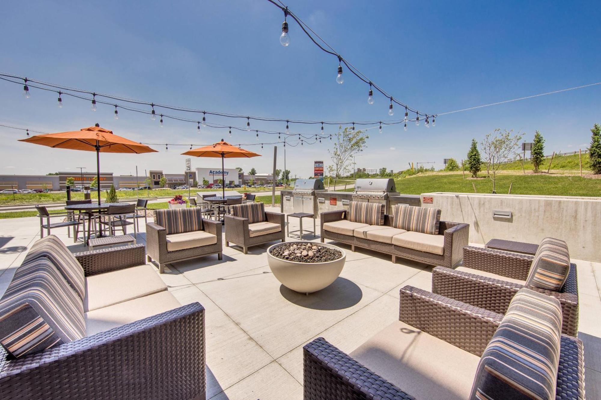 Towneplace Suites By Marriott Kansas City Либерти Экстерьер фото